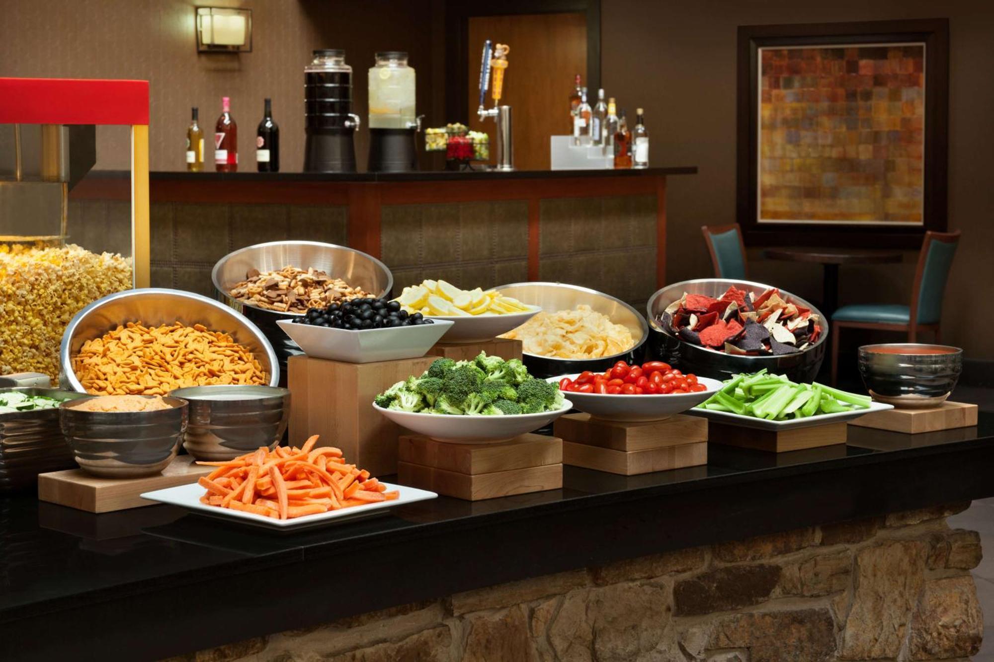 Embassy Suites By Hilton Oklahoma City Will Rogers Airport Zewnętrze zdjęcie