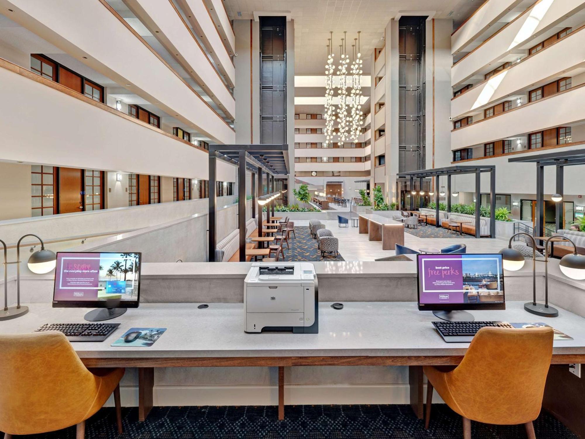 Embassy Suites By Hilton Oklahoma City Will Rogers Airport Zewnętrze zdjęcie