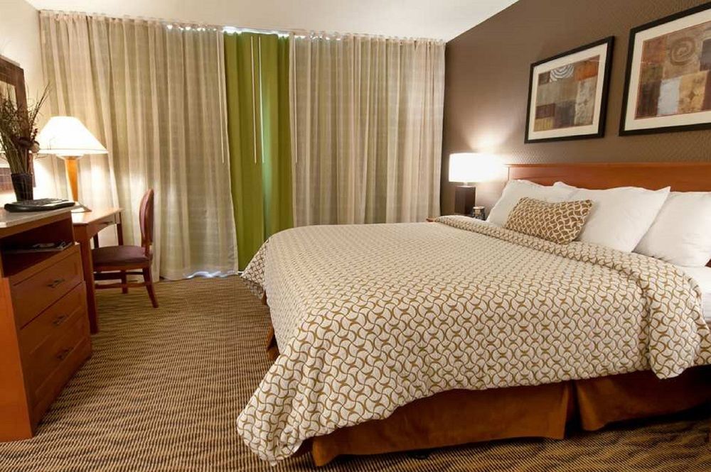 Embassy Suites By Hilton Oklahoma City Will Rogers Airport Zewnętrze zdjęcie