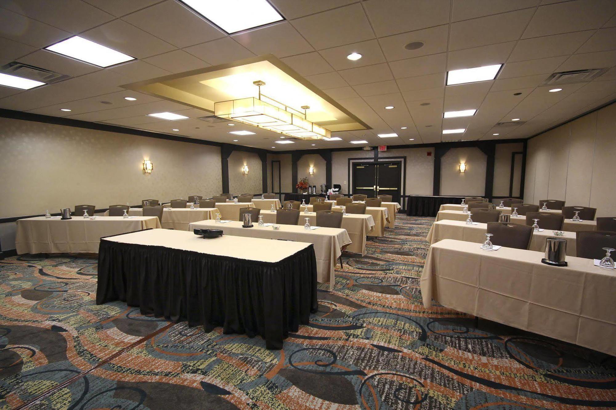 Embassy Suites By Hilton Oklahoma City Will Rogers Airport Zewnętrze zdjęcie